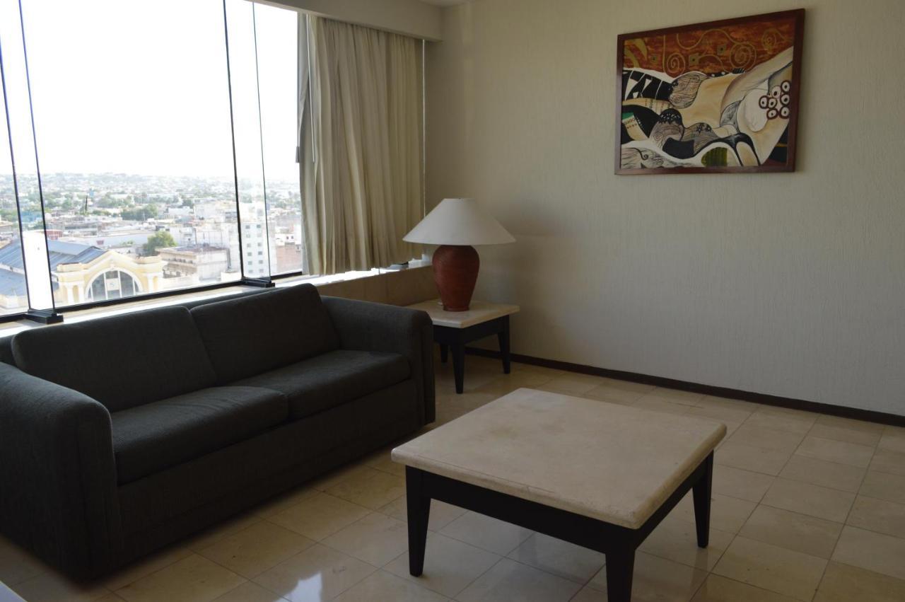 Ramada Hola Culiacan Exterior photo