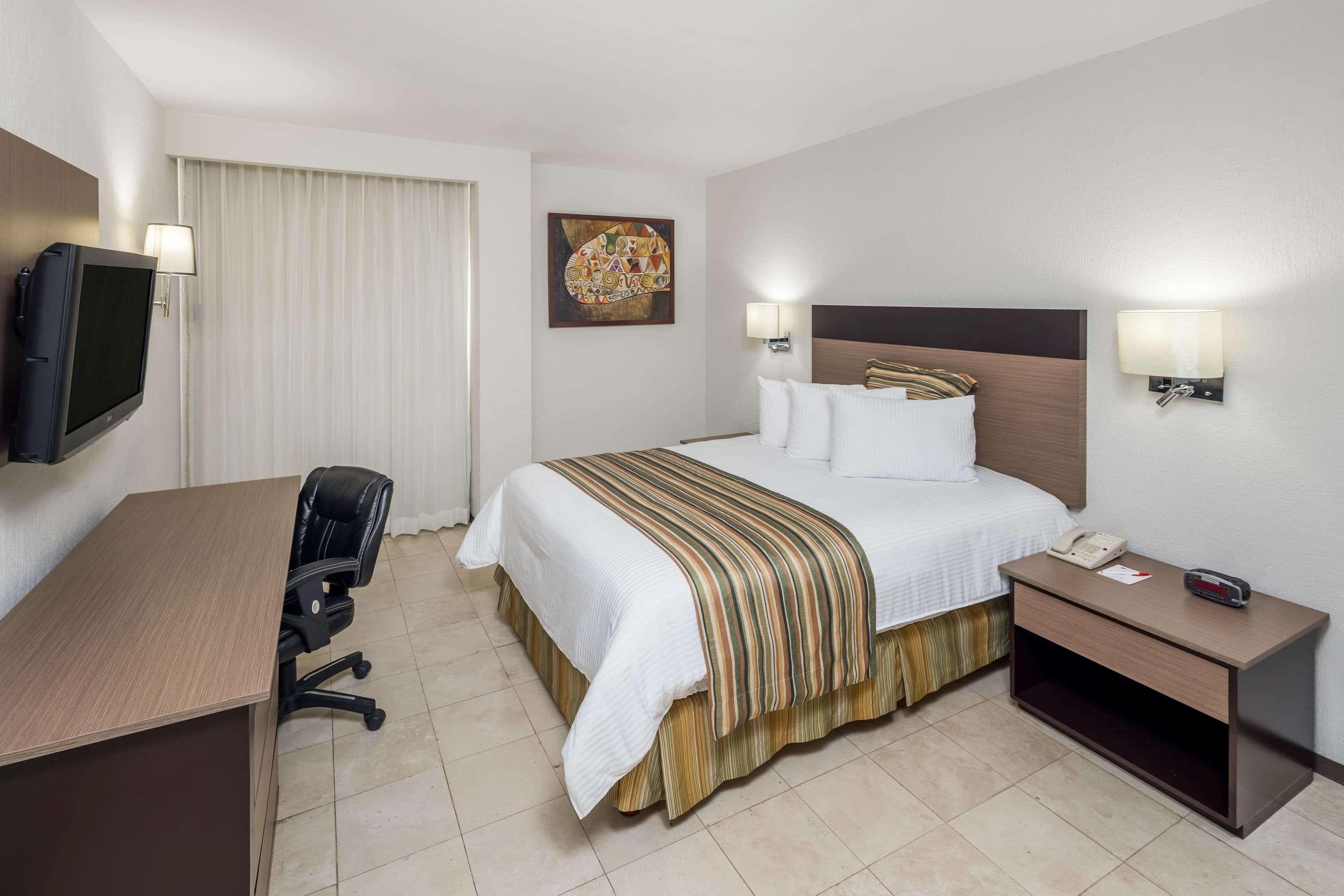 Ramada Hola Culiacan Exterior photo