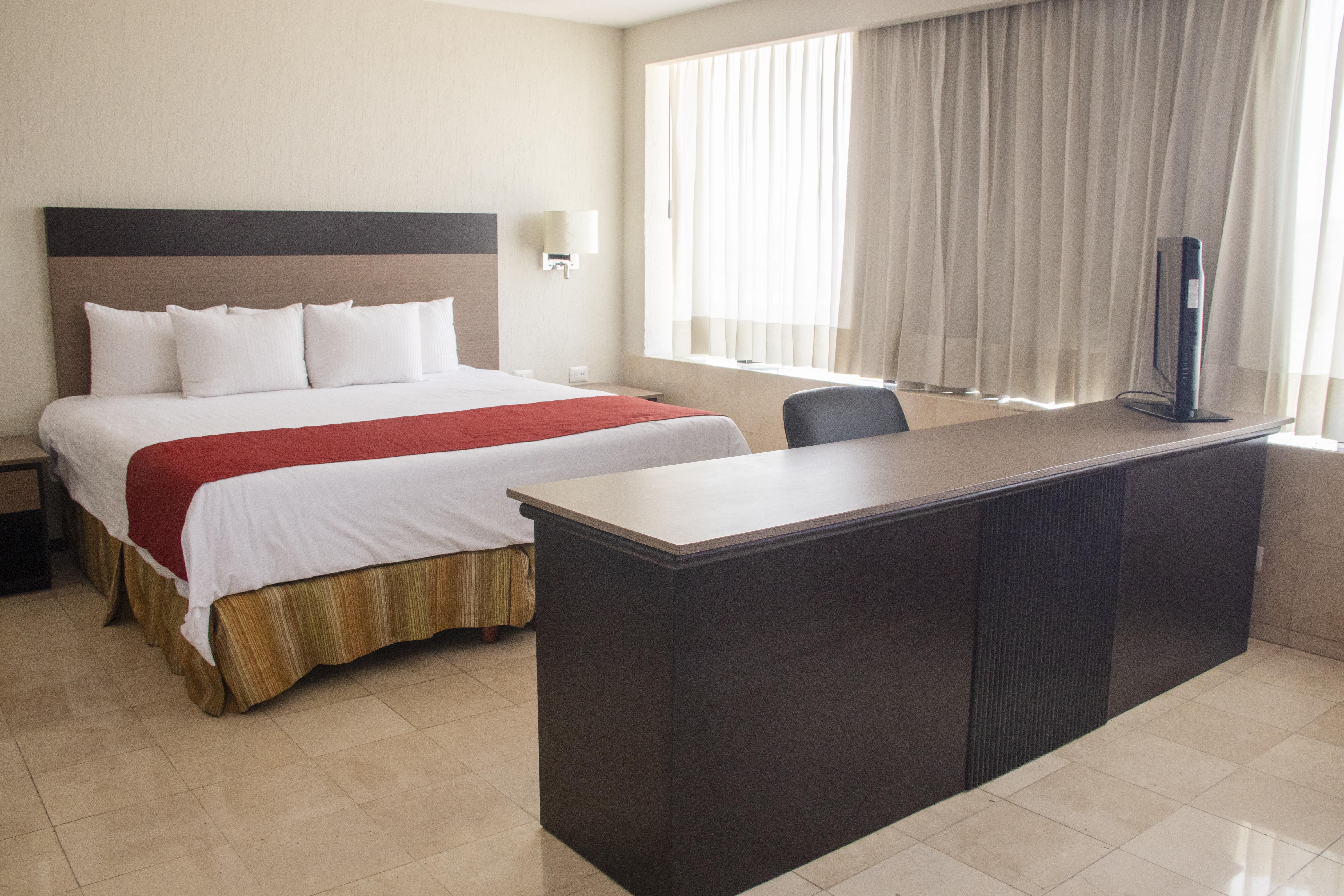 Ramada Hola Culiacan Exterior photo