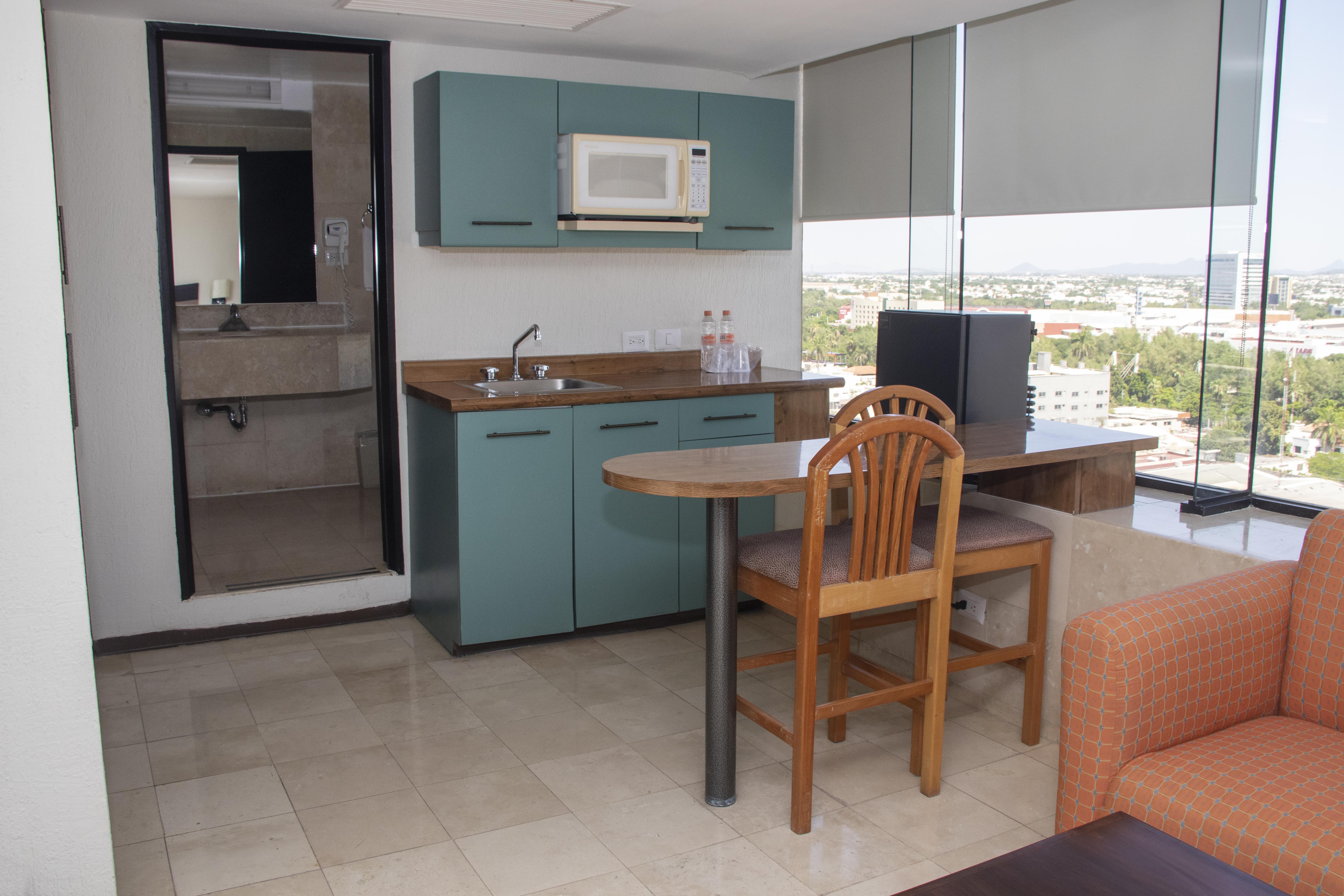 Ramada Hola Culiacan Exterior photo